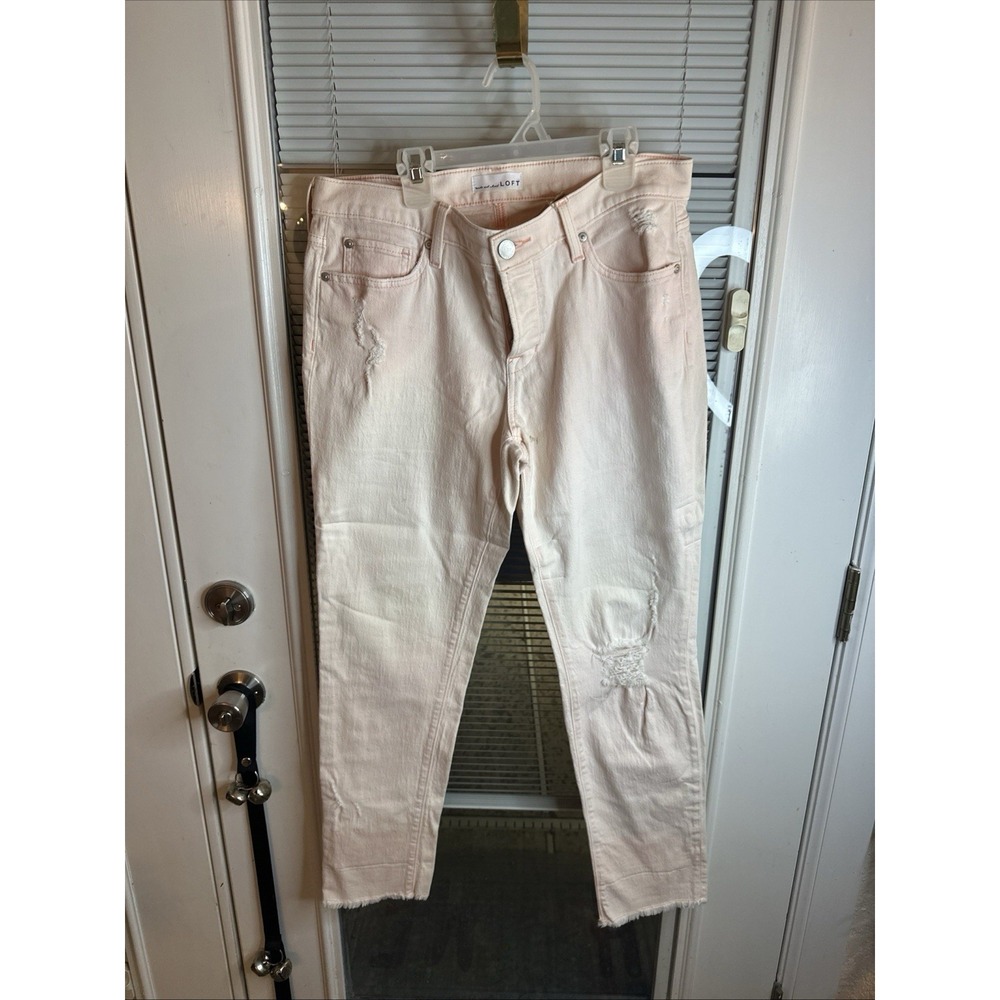 LOFT Made and Loved Skinny Jeans Size 28/6 Peach Color